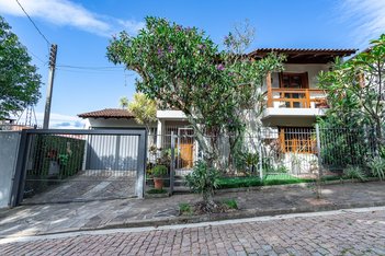 house em Rua Olécio Cavedini, Espírito Santo - Porto Alegre - RS