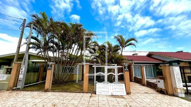 house em Rua Ibirapuitã, Centro - Xangri-Lá - RS