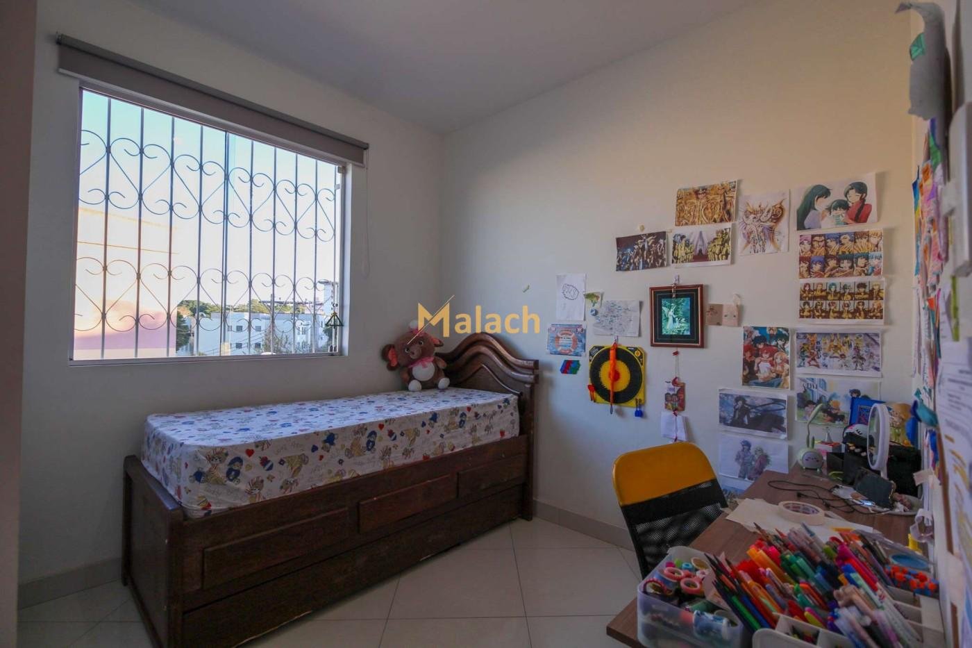 Casa com 3 quartos — Santa Branca, Belo Horizonte