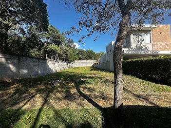 land_lot em Rua Doutor Telémaco Paioli Melges, Loteamento Residencial Fazenda São José - Valinhos - SP
