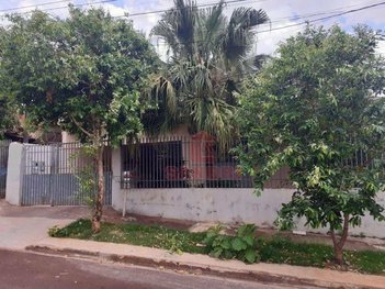 house em Rua Mitugu Miyabayashi, Portal das Torres - Maringá - PR