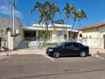 house em Rua Nações Unidas, Centro - Laranjal Paulista - SP