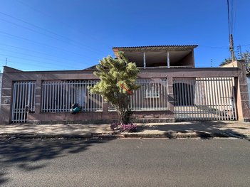 house em Rua Gago Coutinho, Caravelle - Londrina - PR