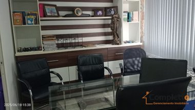 office em Rua Maria Freitas, Madureira - Rio de Janeiro - RJ