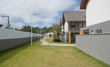 house em Rua Sagrado Coração de Jesus, Morro das Pedras - Florianópolis - SC