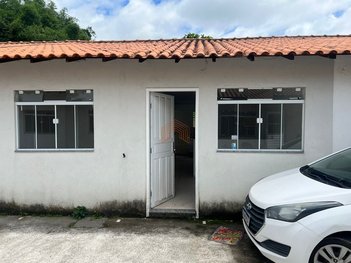 house em Rua Ismael Domingos Teixeira, Centro - Piraí - RJ