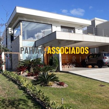 house em Avenida Adolfo Fetter, Laranjal - Pelotas - RS