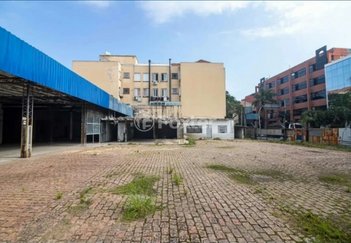 industrial em Avenida Brasil, Navegantes - Porto Alegre - RS