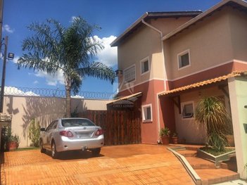 house em Avenida Norma Valério Corrêa, Jardim Botânico - Ribeirão Preto - SP