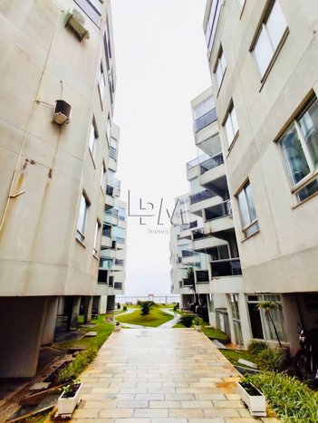 apartment em Avenida Nereu Ramos, Meia Praia - Itapema - SC