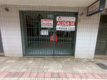 office em Rua Delfim Moreira, Centro - Varginha - MG