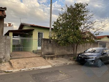 house em Rua Carmino Thadei, Jardim Peabiru - Botucatu - SP