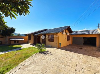 house em Avenida Joracy Camargo, Santa Tereza - Porto Alegre - RS