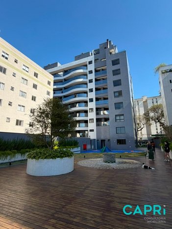 apartment em Rua Guilherme Pugsley, Água Verde - Curitiba - PR