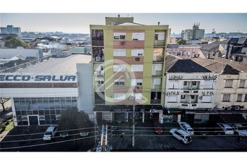 apartment em Avenida Cristóvão Colombo, Floresta - Porto Alegre - RS