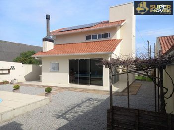 house em Rua Coronel Paulo Alcides Porto Costa, Laranjal - Pelotas - RS