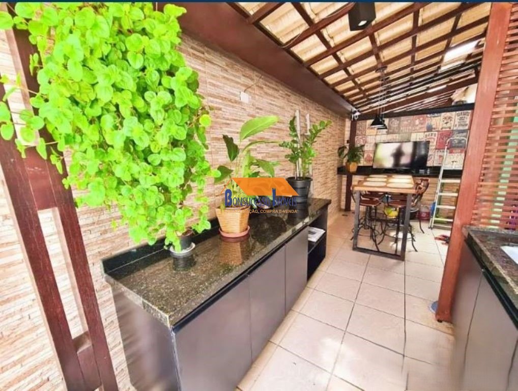 Apartamento com 3 quartos — Planalto, Belo Horizonte