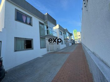 house em Rua Marta Maria de Jesus, Buraquinho - Lauro de Freitas - BA