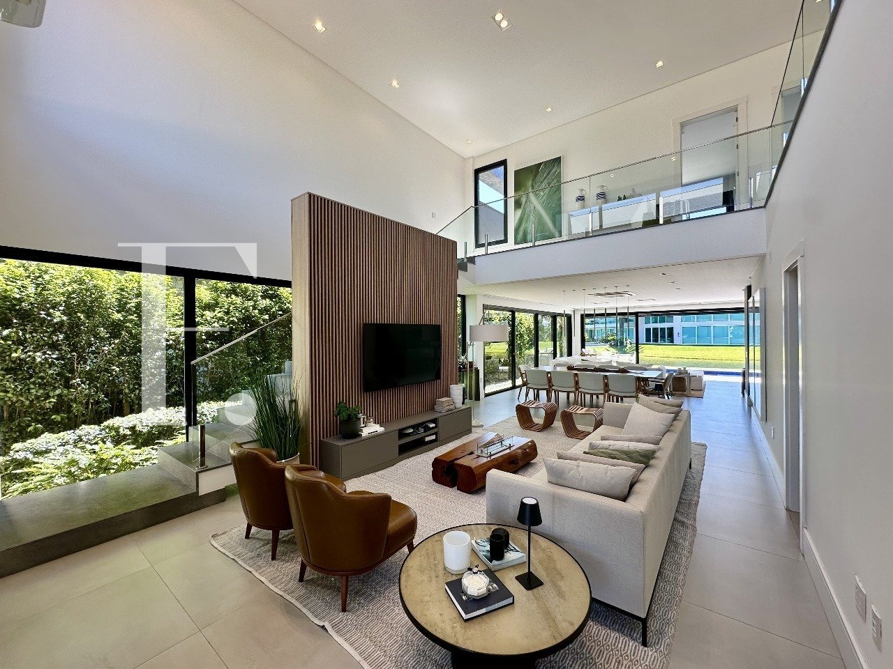 WhatsApp Image 2025-12-02 at 09.40