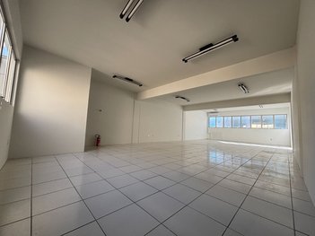 office em Presidente Kennedy, 698, Campinas - São José - SC