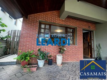 apartment em Estrada do Lutero, Paisagem Renoir - Cotia - SP