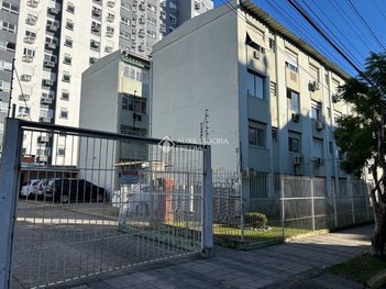 apartment em Rua Lasar Segall, São Sebastião - Porto Alegre - RS