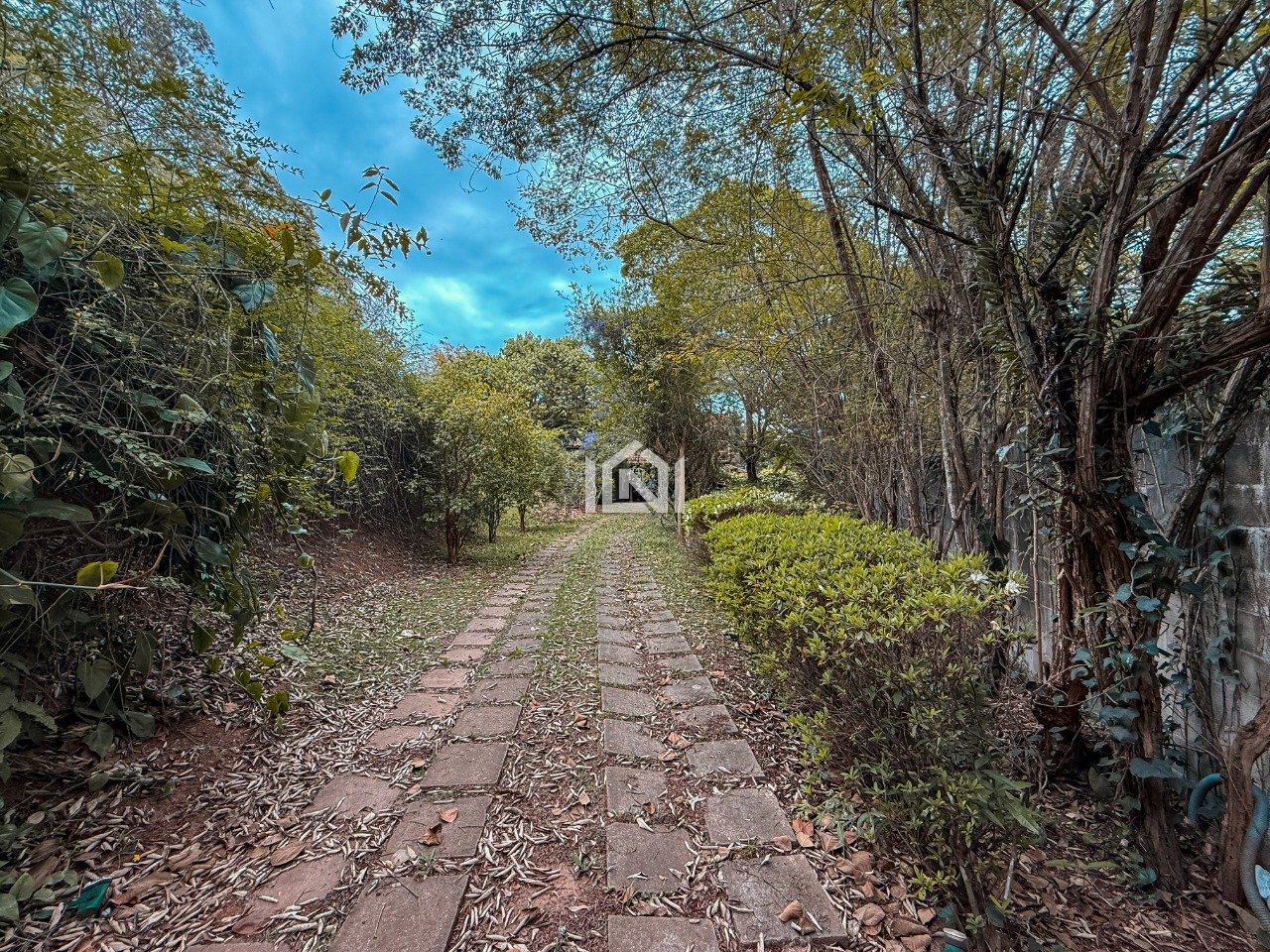 terreno a venda no condominio fazendinha