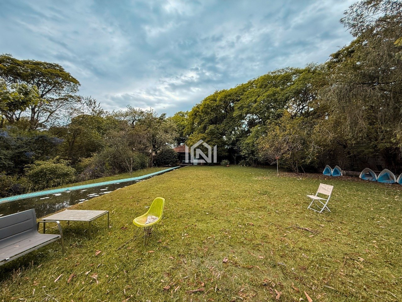 terreno a venda no condominio fazendinha