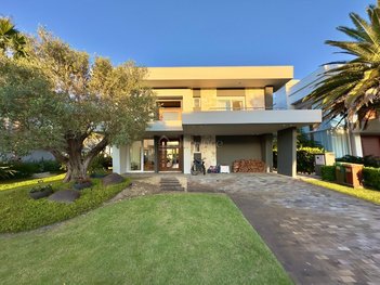 house em Rua Rio Jacuí, Centro - Xangri-Lá - RS