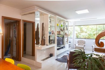 apartment em Rua Machado de Assis, Jardim Botânico - Porto Alegre - RS