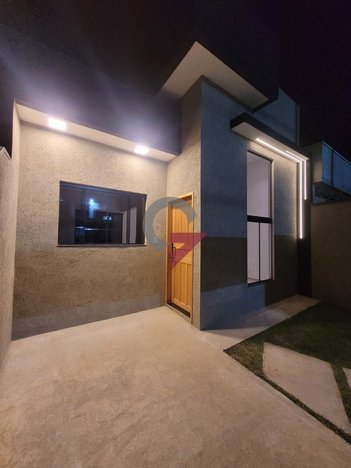 house em Rua Edu Mattos Ortiz, Piracangaguá - Taubaté - SP