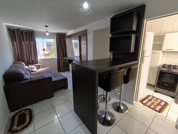 apartment em Rua Monsenhor Tanaka, Vila Emília - Maringá - PR