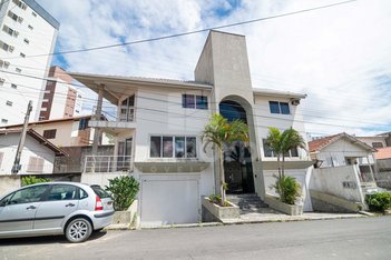 house em Rua Nossa Senhora da Piedade, Centro - Tubarão - SC