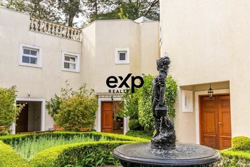 house em Rua Job Lane, Jardim Petrópolis - São Paulo - SP