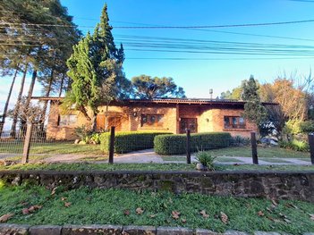 house em Rua Ludovico Cavinato, Santa Catarina - Caxias do Sul - RS