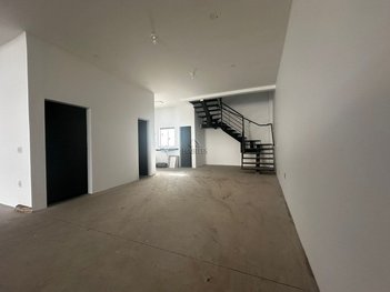 office em General Telles, Centro - Botucatu - SP