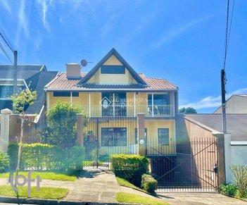 house em da Divina Providência, Santa Quiteria - Curitiba - PR