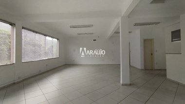 office em Rua Benjamin Dagnoni, Rio do Meio - Itajaí - SC