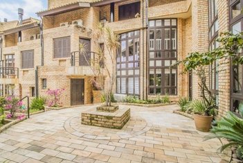 house em Avenida Alvarenga, Boa Vista - Porto Alegre - RS