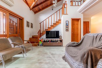 house em Avenida José Gertum, Chácara das Pedras - Porto Alegre - RS