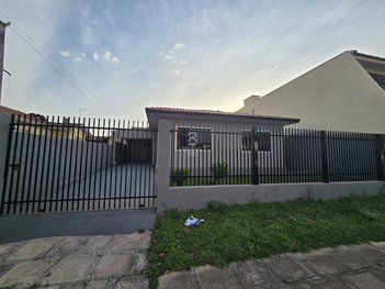 commercial_building em Rua São Pedro do Ivaí, São Pedro - São José dos Pinhais - PR