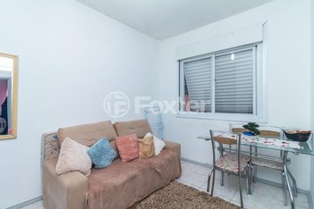 apartment em Avenida Protásio Alves, Três Figueiras - Porto Alegre - RS