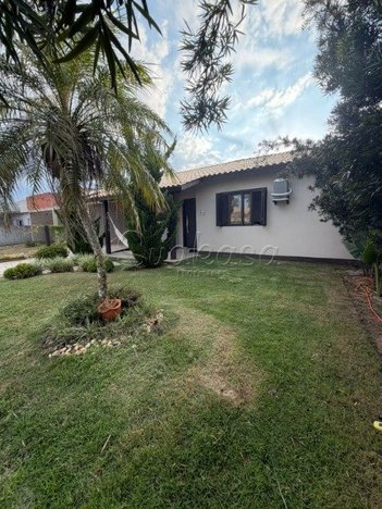 house em Rua Genuíno Padilha, Rainha do Mar - Xangri-Lá - RS