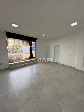 office em Avenida Amélia Latorre, Vila Nova Esperia - Jundiaí - SP