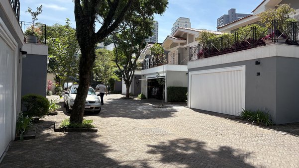Cômodo Condomínio