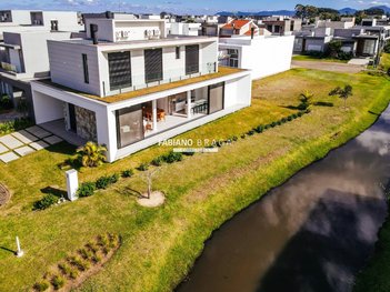 house em Rua Rio Camisas, Centro - Xangri-Lá - RS