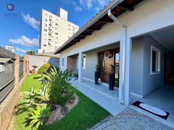 house em Rua João Cristóvão Pacheco, Centro - Camboriú - SC