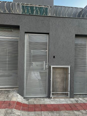 commercial_building em Rua Coromandel, Parque Xangri-Lá - Contagem - MG