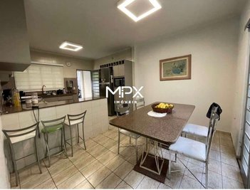 house em Avenida Água Branca, Higienópolis - Piracicaba - SP