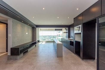 apartment em Rua Viaza, Jardim Aeroporto - São Paulo - SP